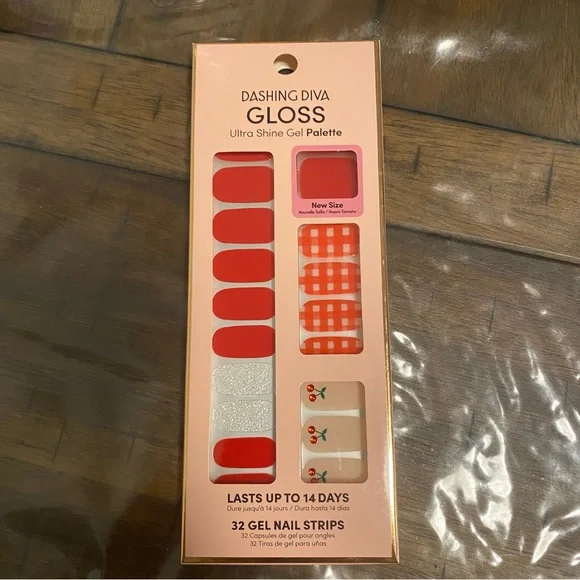 Nail stickers - Picture 1 of 2